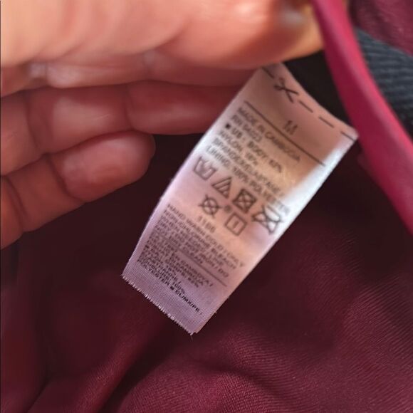 Old Navy Red Tie-Front bathing suit top - Picture 3 of 9